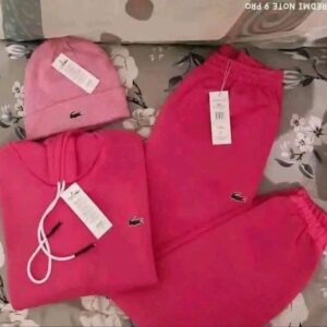Ensemble Lacoste avec bonnet