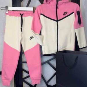 Ensemble Nike série 6