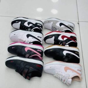Nike Court Borough Low 2